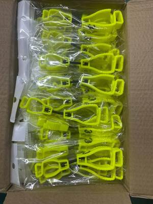 多色のプラスチック手袋クリップは,安全性と耐久性のために設計され,ビジネス向けにサイズと色のオプションをカスタマイズできます